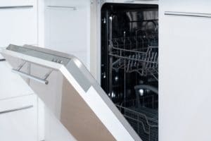 Do-home-inspectors-run-the-dishwasher